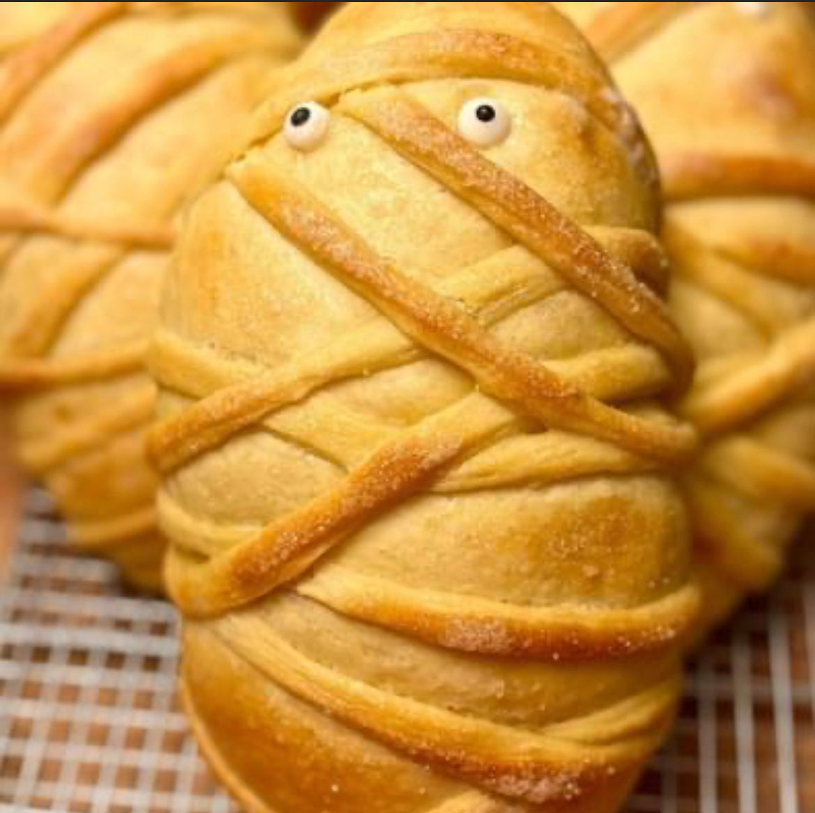 Mummy Make Believe Bread