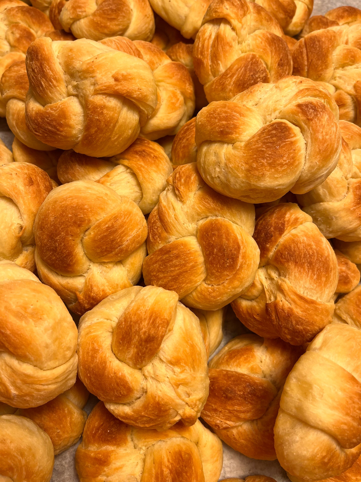 Honey Brioche Knots (6-pack)