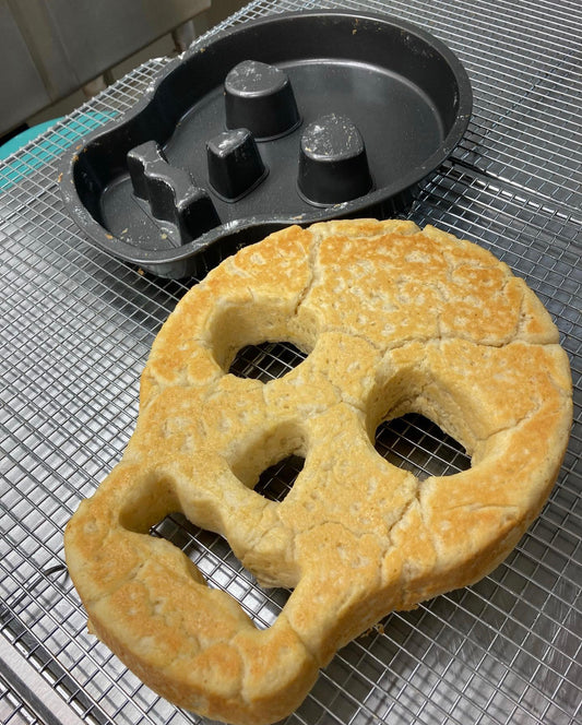 Spooky Pull-Apart Skull