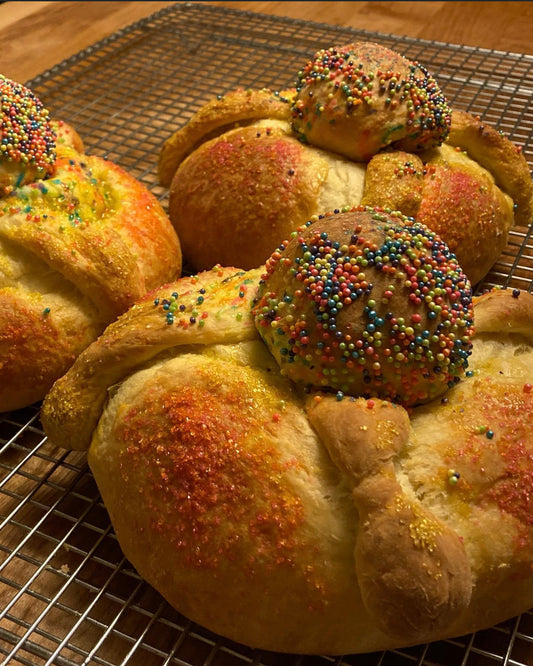 Pan de Muertos (Mexican Day of the Dead Bread)